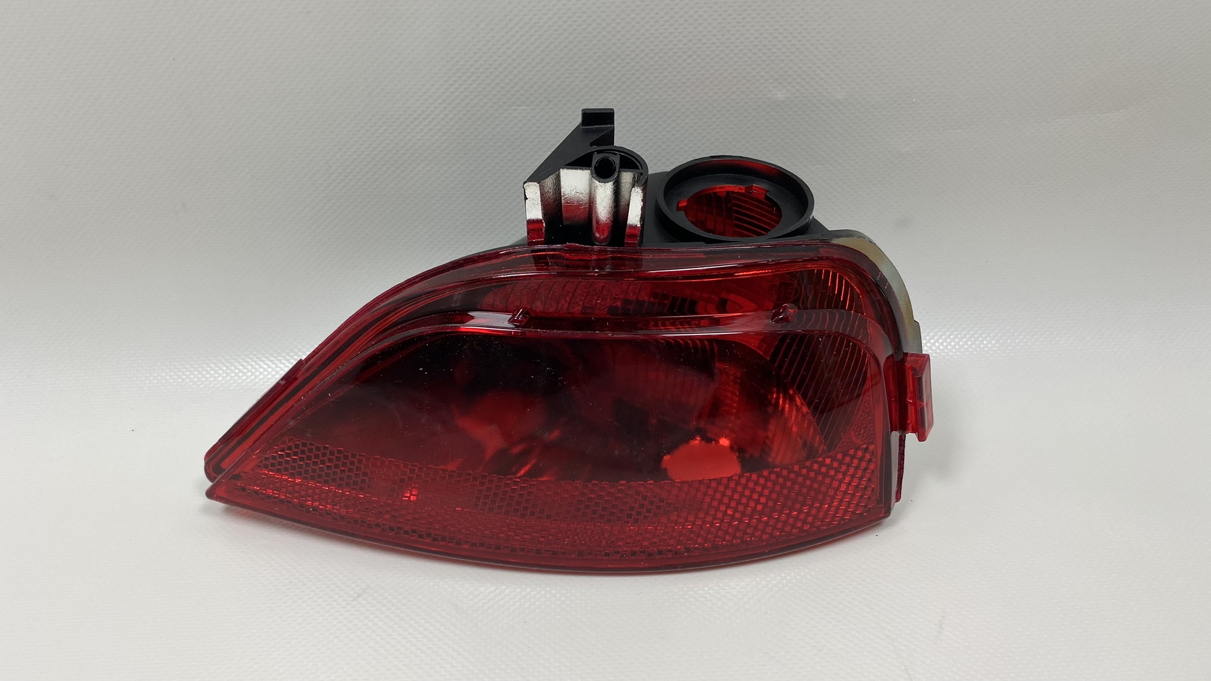 265852501R OEM / OEM / SOL ARKA TAMPON REFLEKTÖRÜ MEGANE IV HATCHBACK