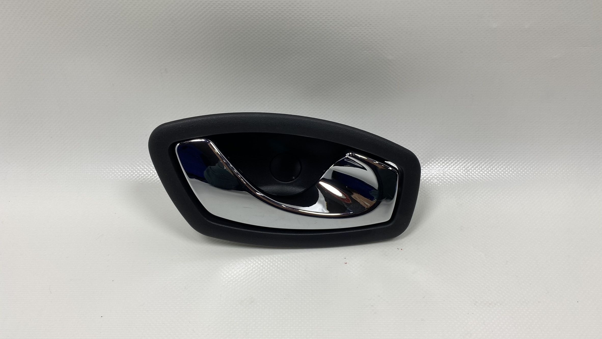 826720001R OEM / OEM / SAĞ KAPI İÇ AÇMA KOLU CLİO IV MEGANE III FLUENCE