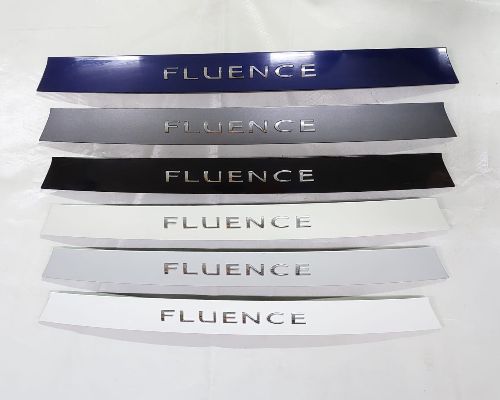 848100021R O / ORJİNAL / BAGAJ KAPAĞI ÇITASI BANDI FLUENCE