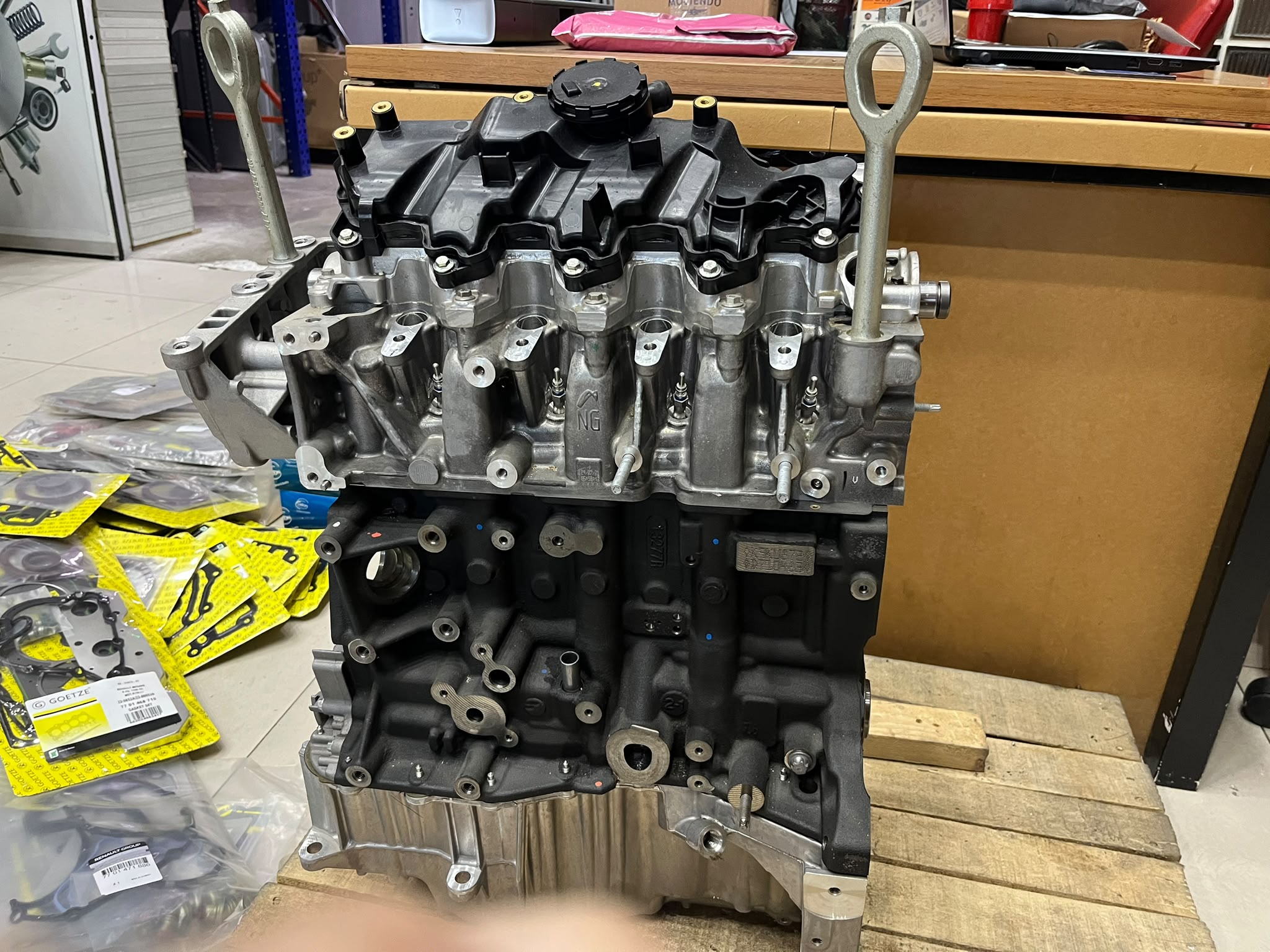 8201718067 M / MAİS / KOMPLE MOTOR MEGANE IV 1.5 ADBLUE K9KU872