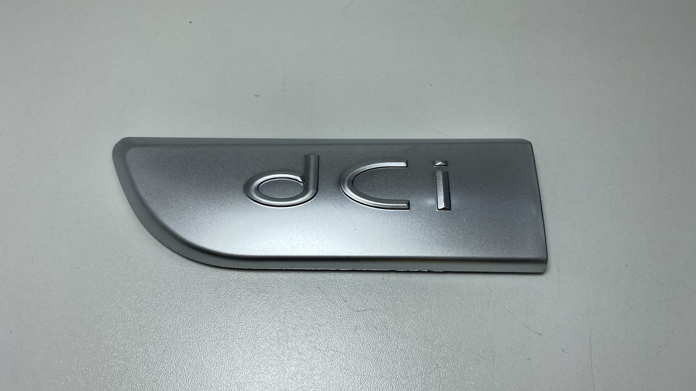 8200717151 OEM / OEM / SOL ÖN KAPI BANDI YAZISI MEGANE II KROM ( DCI )