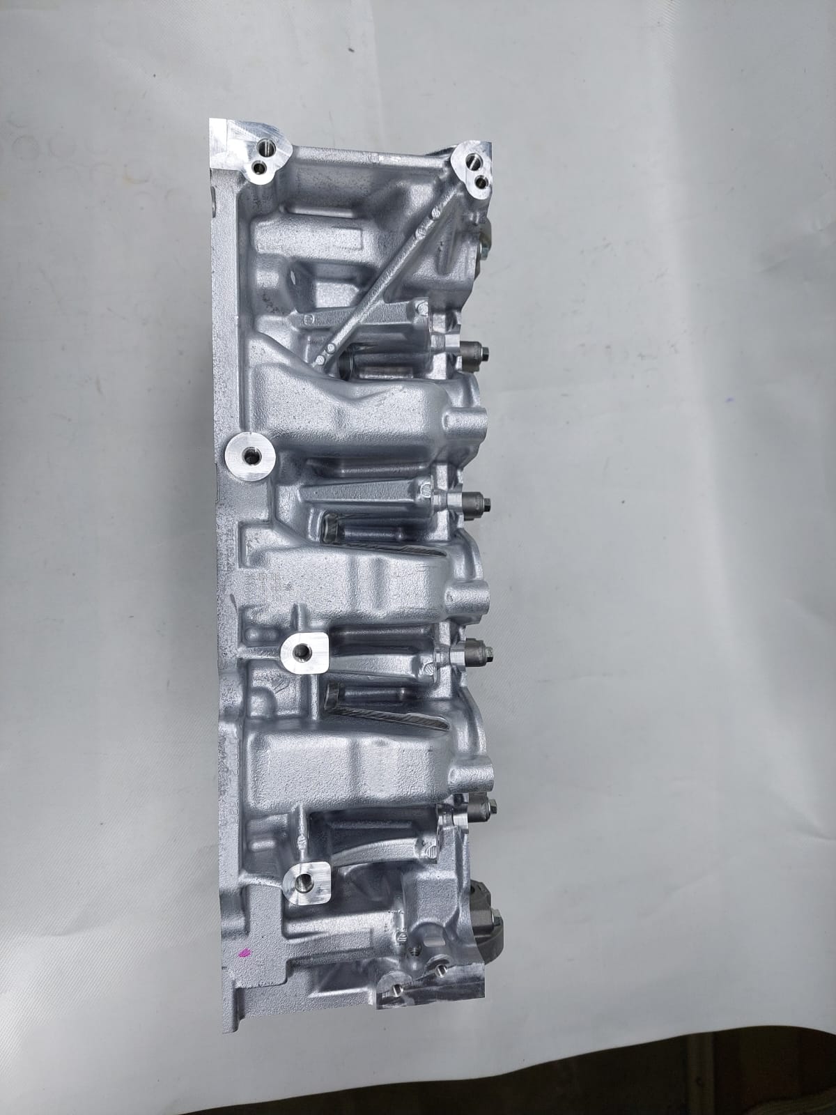110410442R M / MAİS / SİLİNDİR KAPAĞI K9K DUSTER FLUENCE EURO 5 110 BG