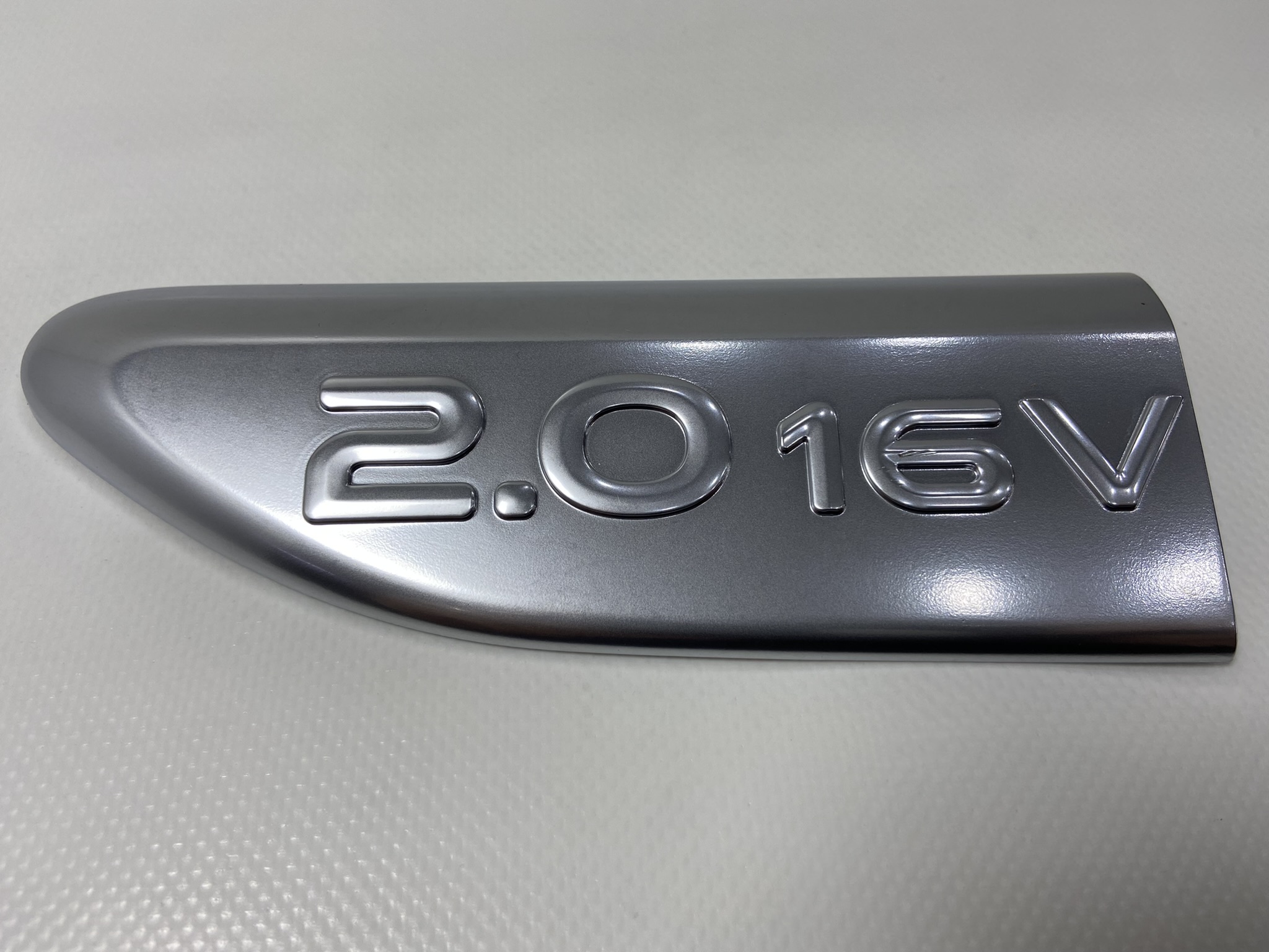 8200671879 M / MAİS / MONOGRAM YAZI LAGUNA II ( 2.0 16V )